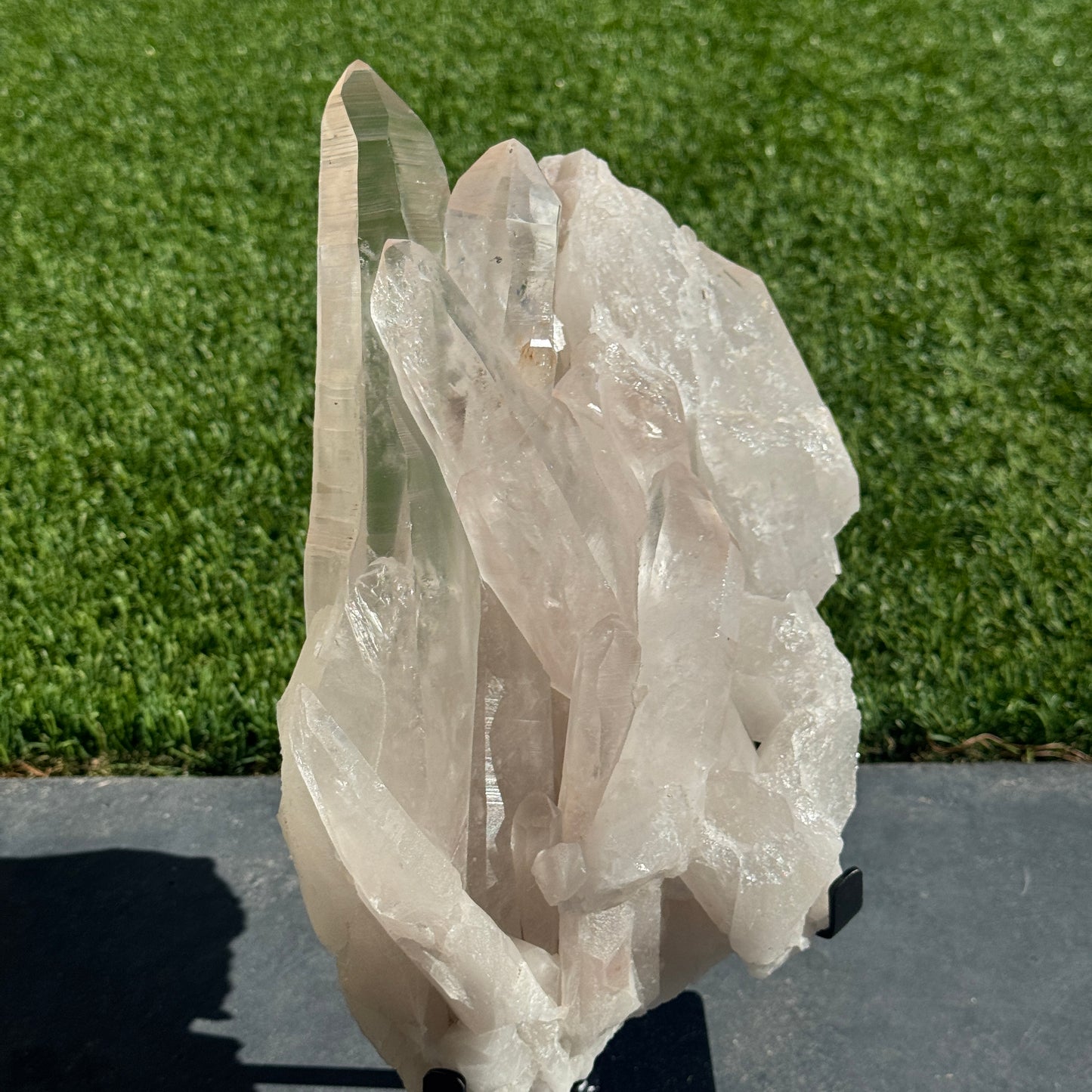XL Lemurian Cluster on Stand
