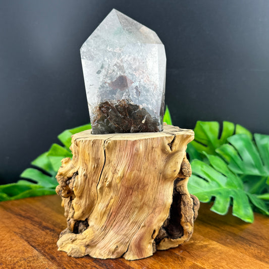 Garden Quartz Tower on Stand