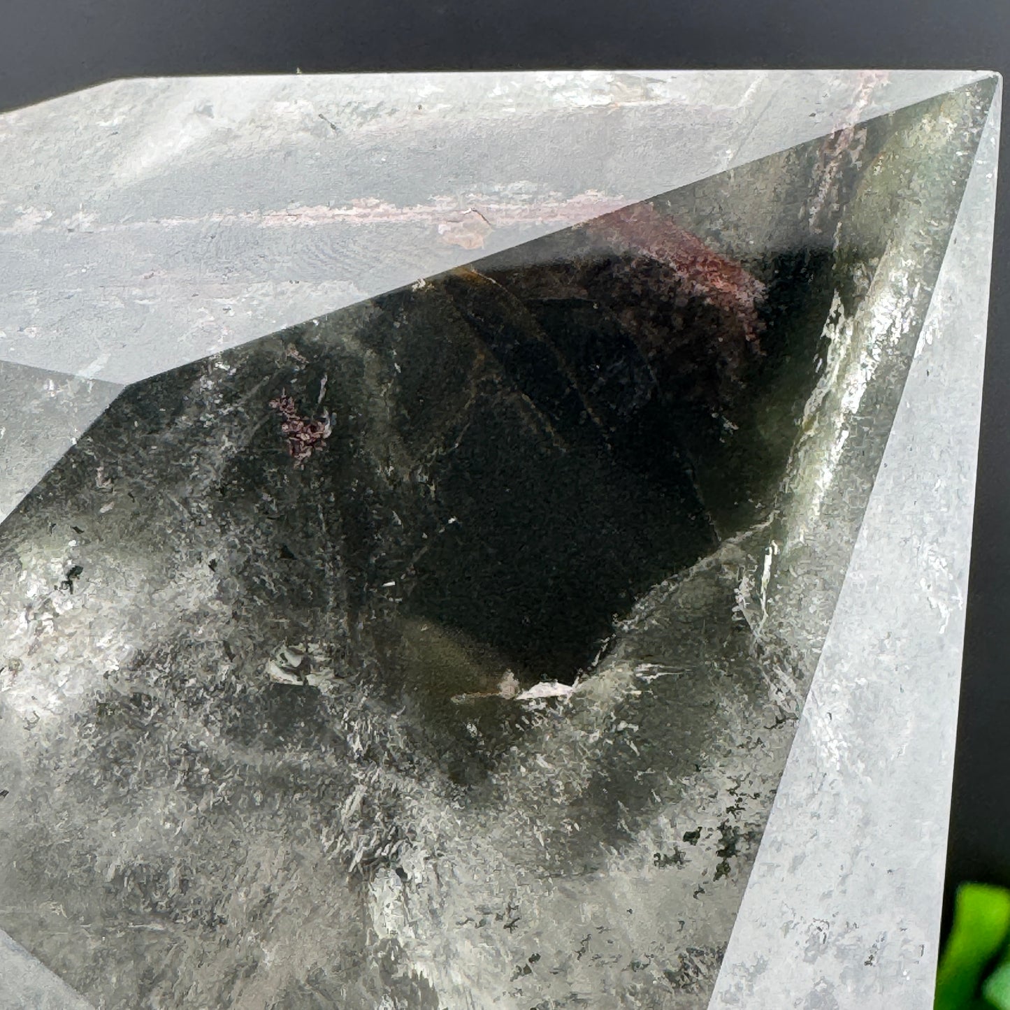 Chunky Garden Quartz Tower