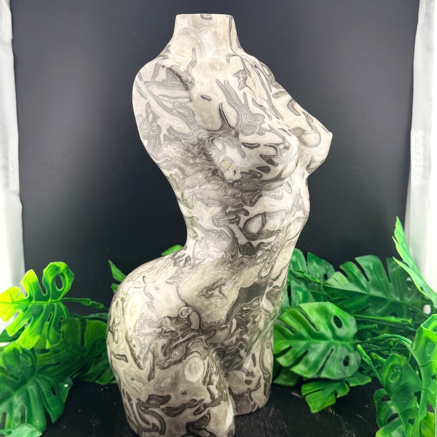 XL White Crazy Lace Agate Goddess Body