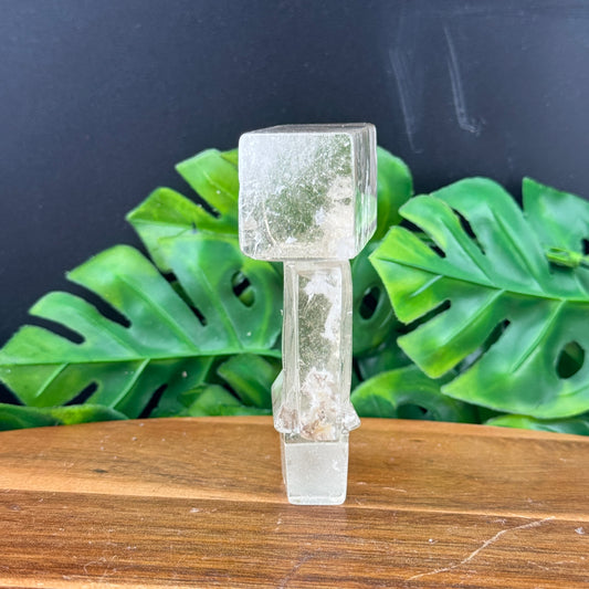 Clear Garden Quartz Friendly Robot Carving