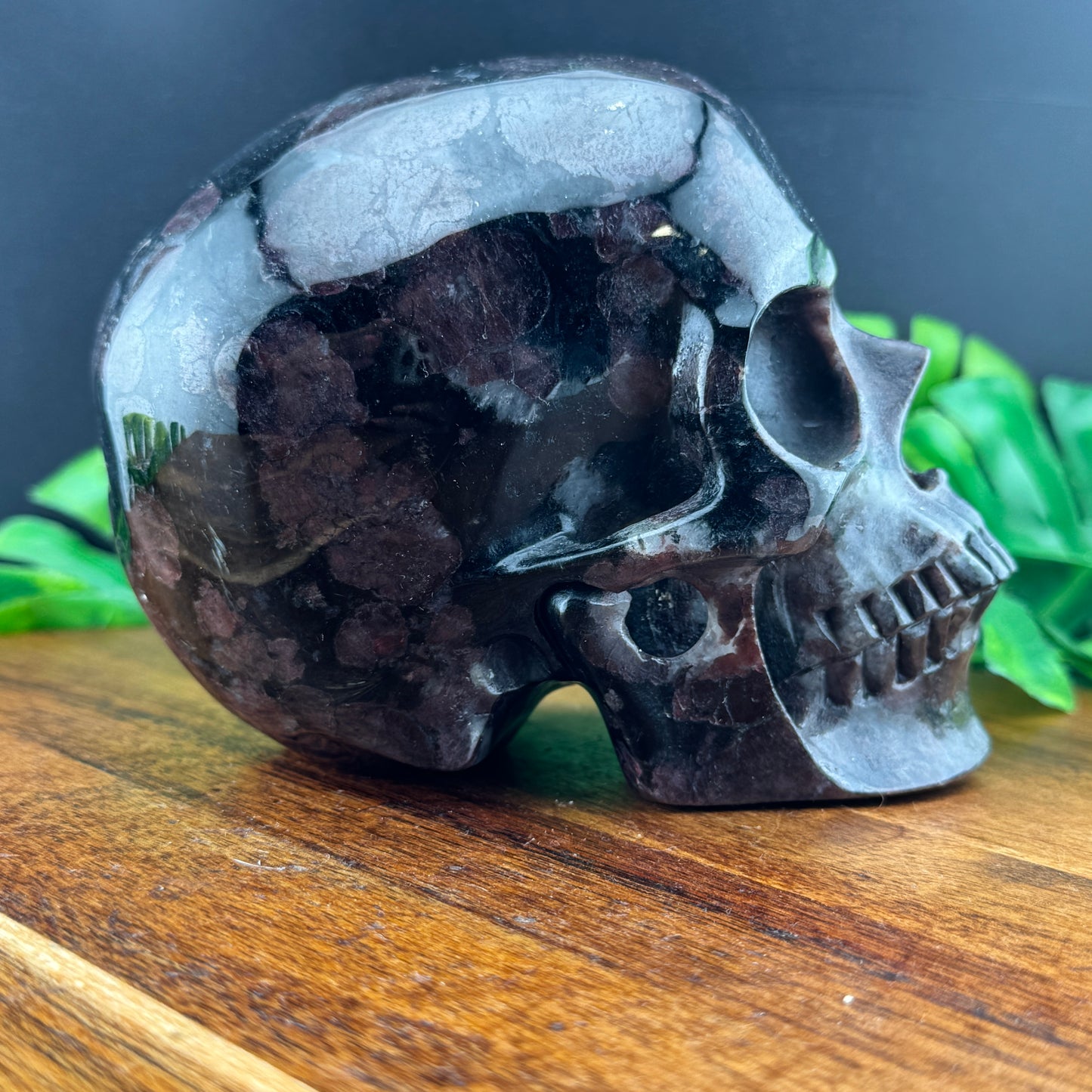 Garnet Skull
