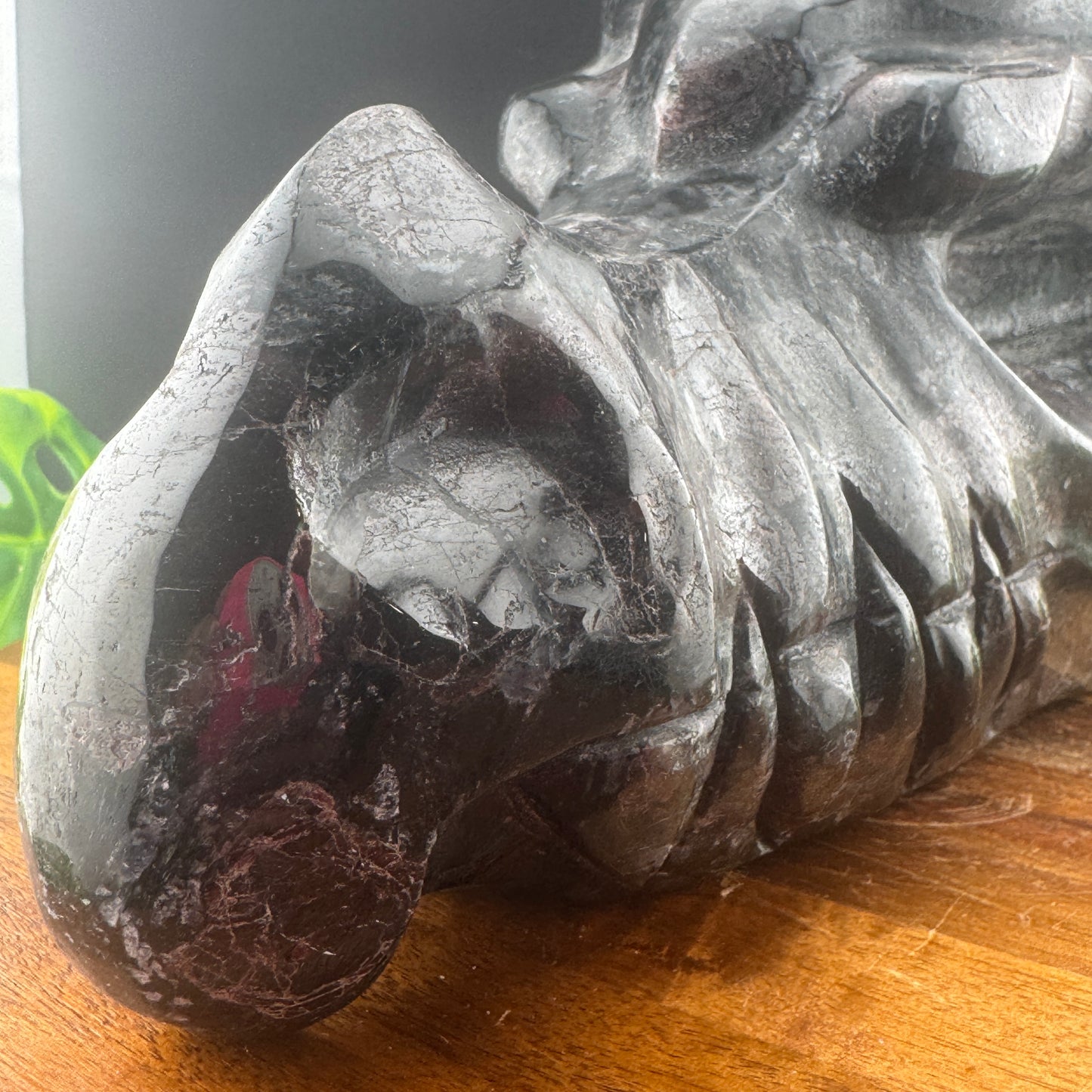 XL 12 inch Garnet in Arfvedsonite Dragon Carving