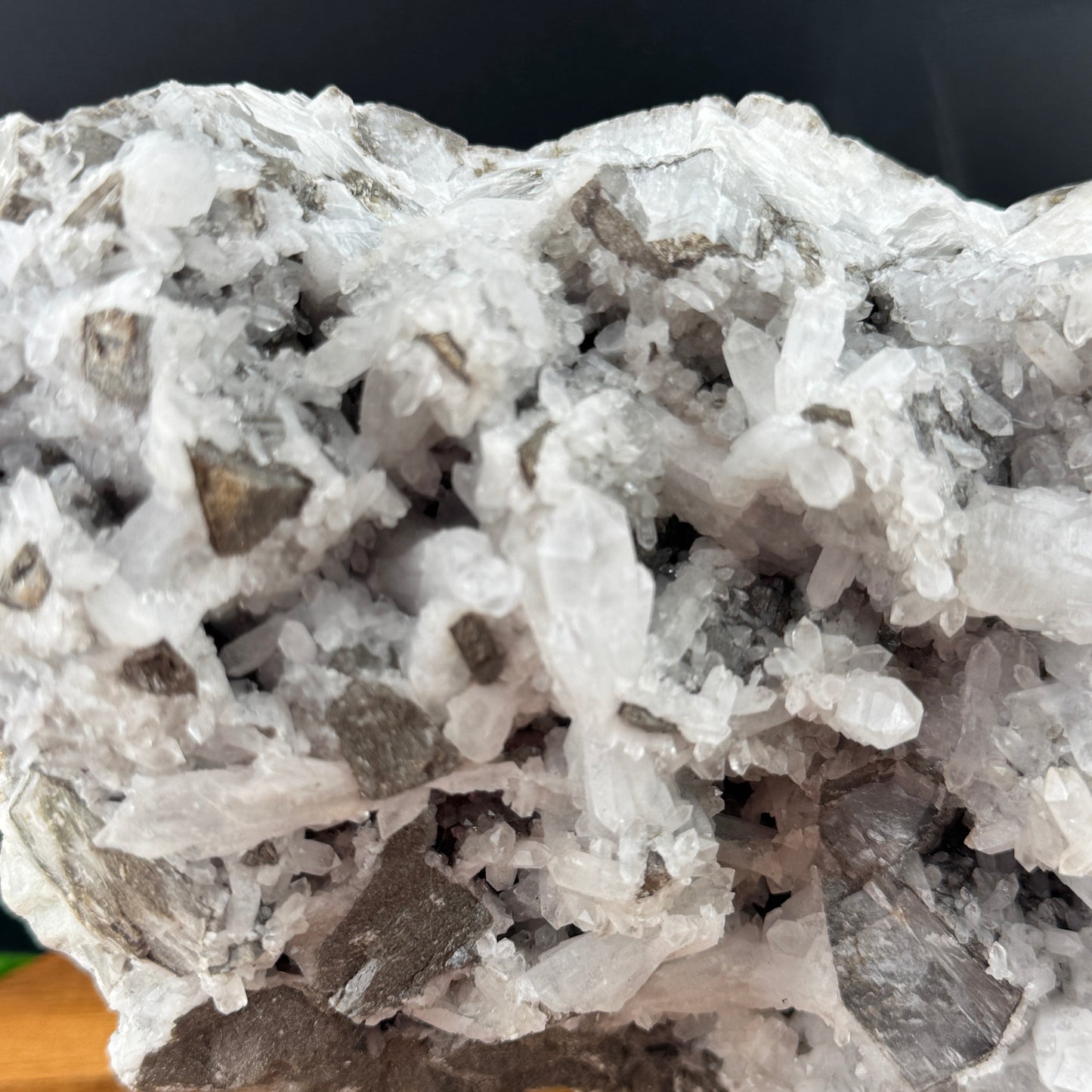 Quartz over Calcite