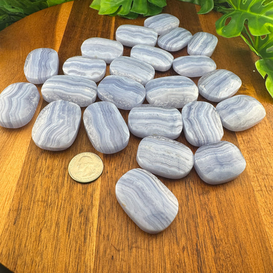 HQ Blue Lace Agate Palm Stone