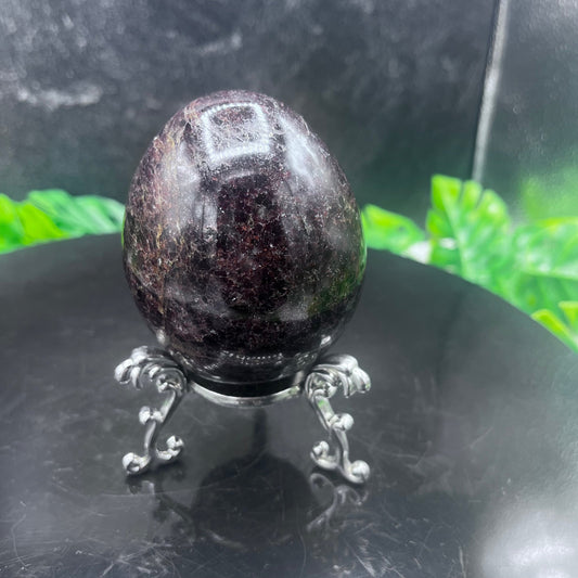 Garnet Egg