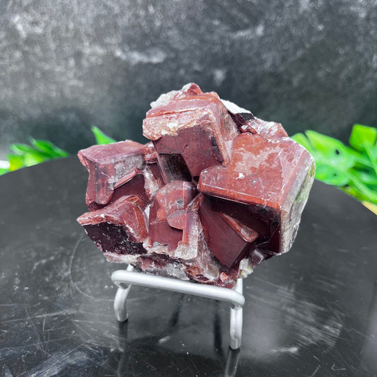 Hematite included Cubic Calcite