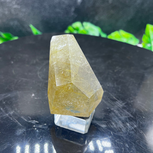 Gold Rutile in Quartz Freeform