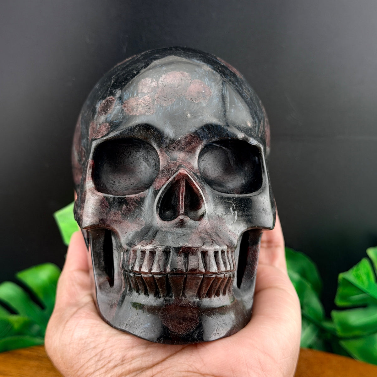 Garnet Skull in Skull