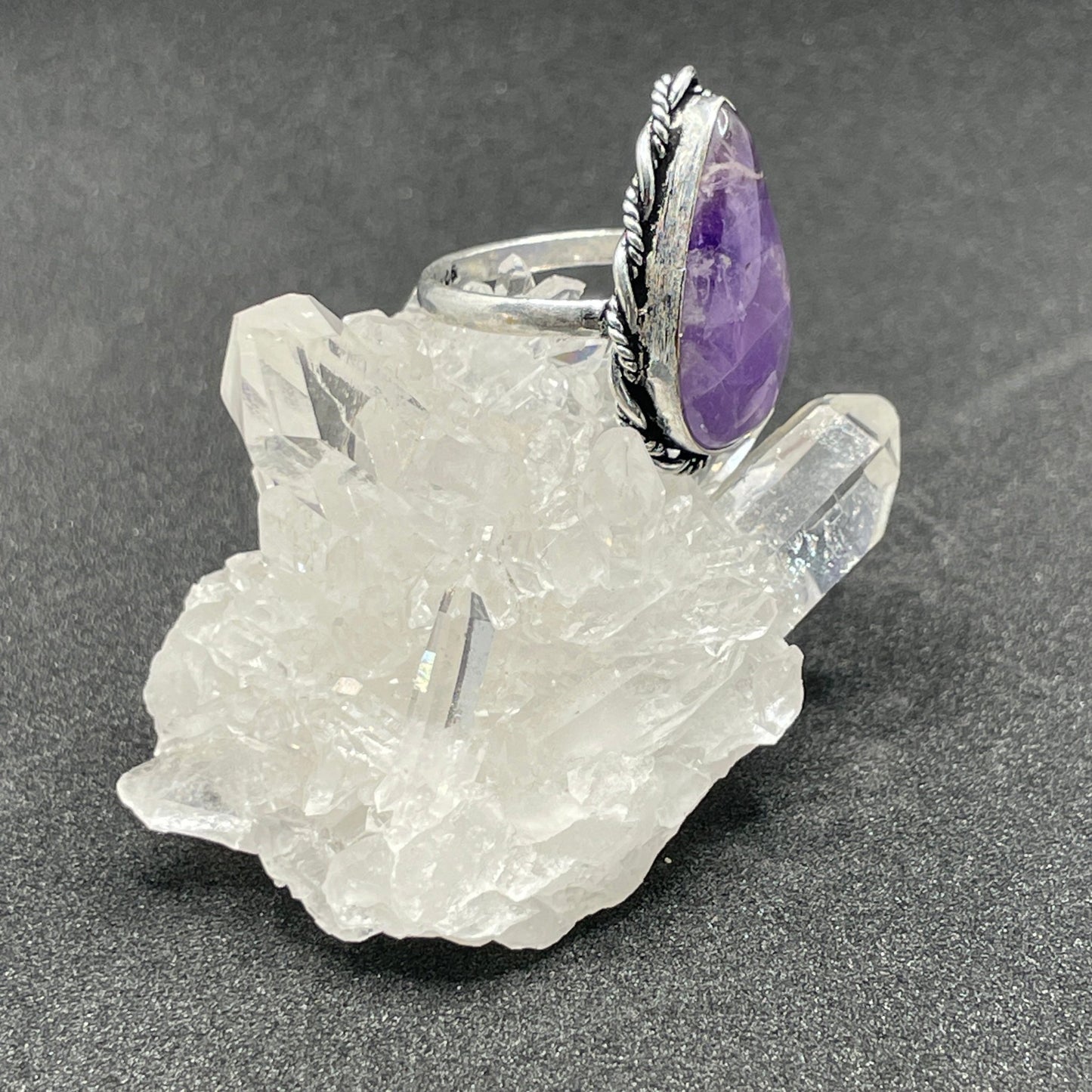 Amethyst S925 Silver Vintage Style Teardrop Ring (Sz 8) - Sage & Magic