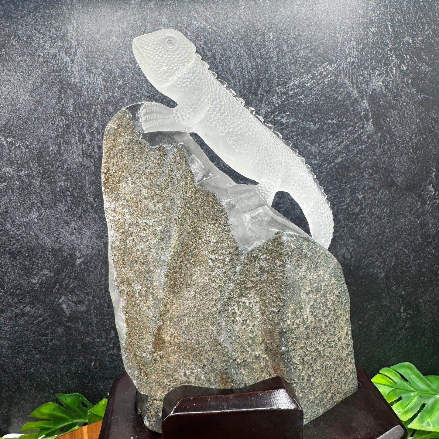 Garden Clear Quartz Lizard on Stand - Sage & Magic