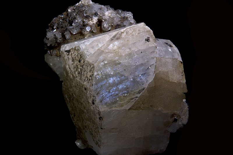 The Power of Moonstone: Your Guide to Intuitive Wisdom