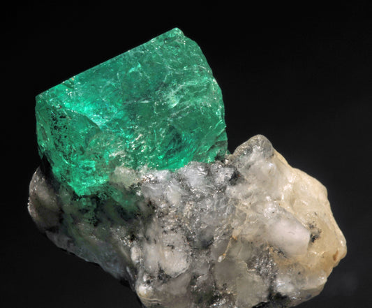 The Power of Emerald: Your Guide to Heart-Centered Living