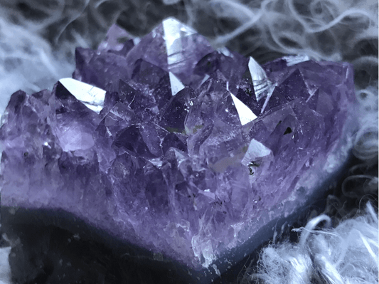 Unveiling the Mysteries: Moon Phases and Crystal Energies - Sage & Magic