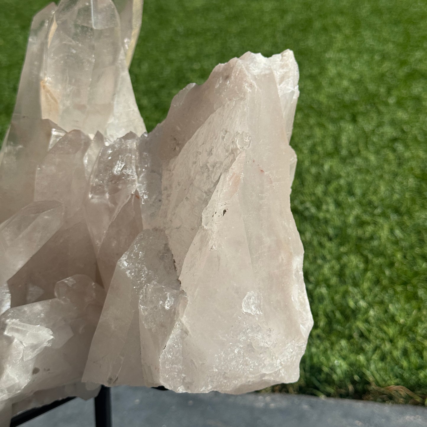 XL Lemurian Cluster on Stand
