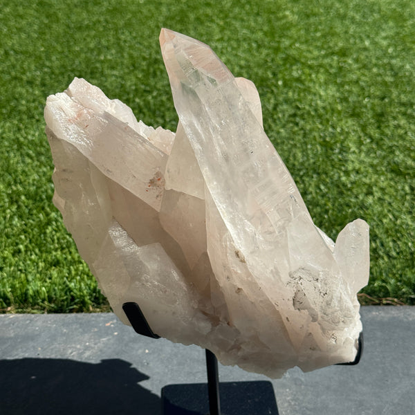 XL Lemurian Cluster on Stand