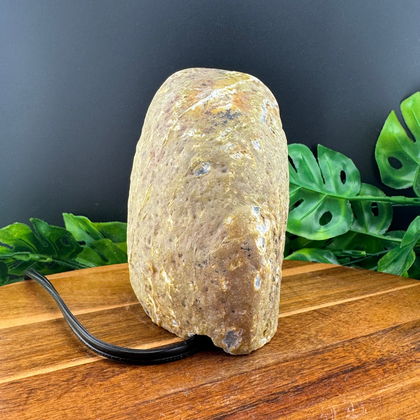 Druzy Agate Lamp