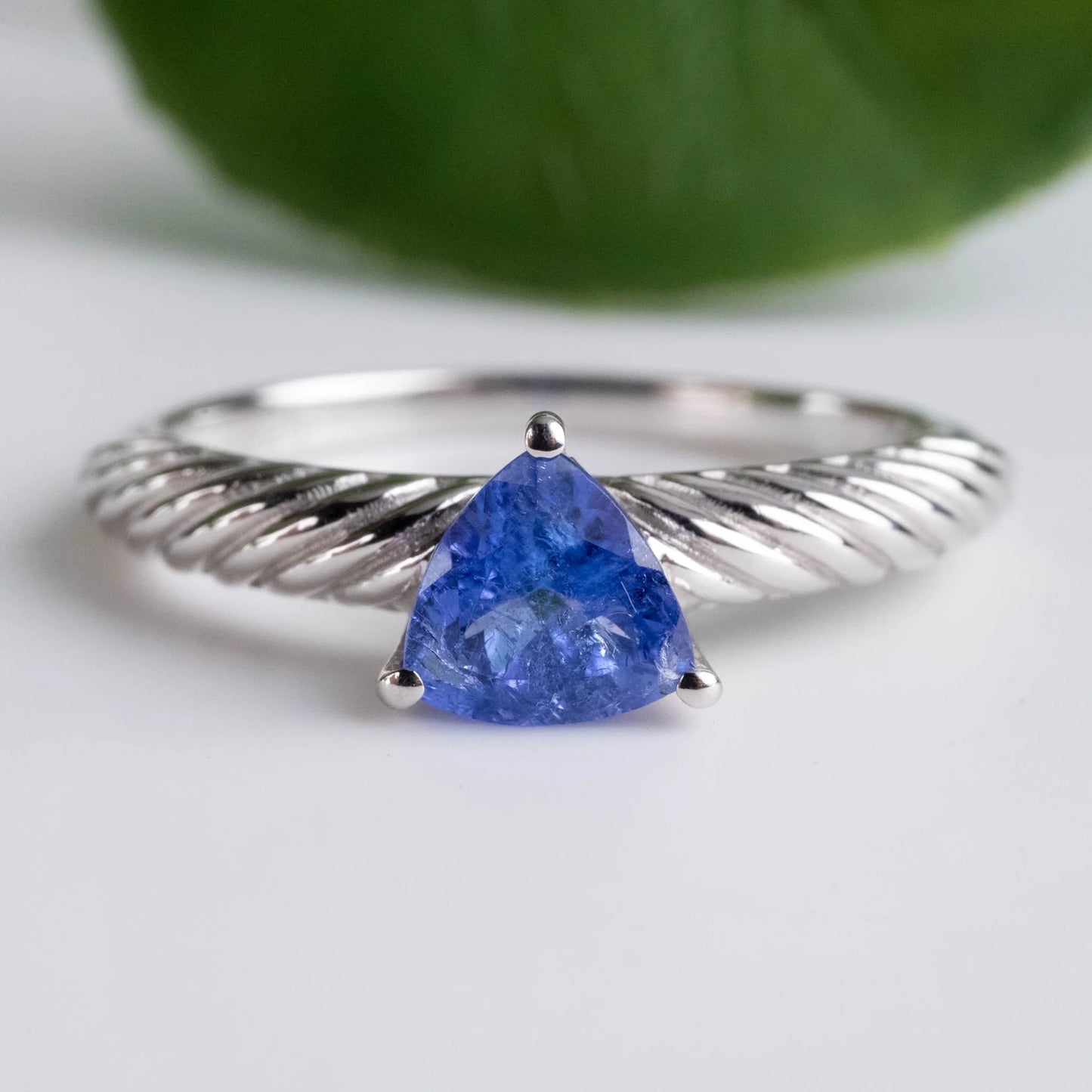 Sterling Silver Tanzanite Roped Band Ring Sz 7