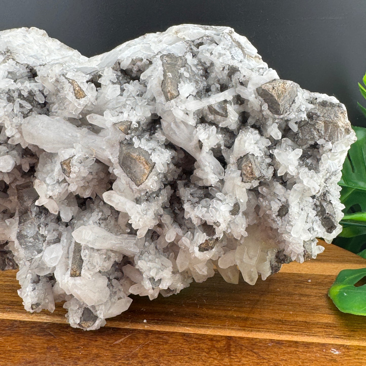 Quartz over Calcite