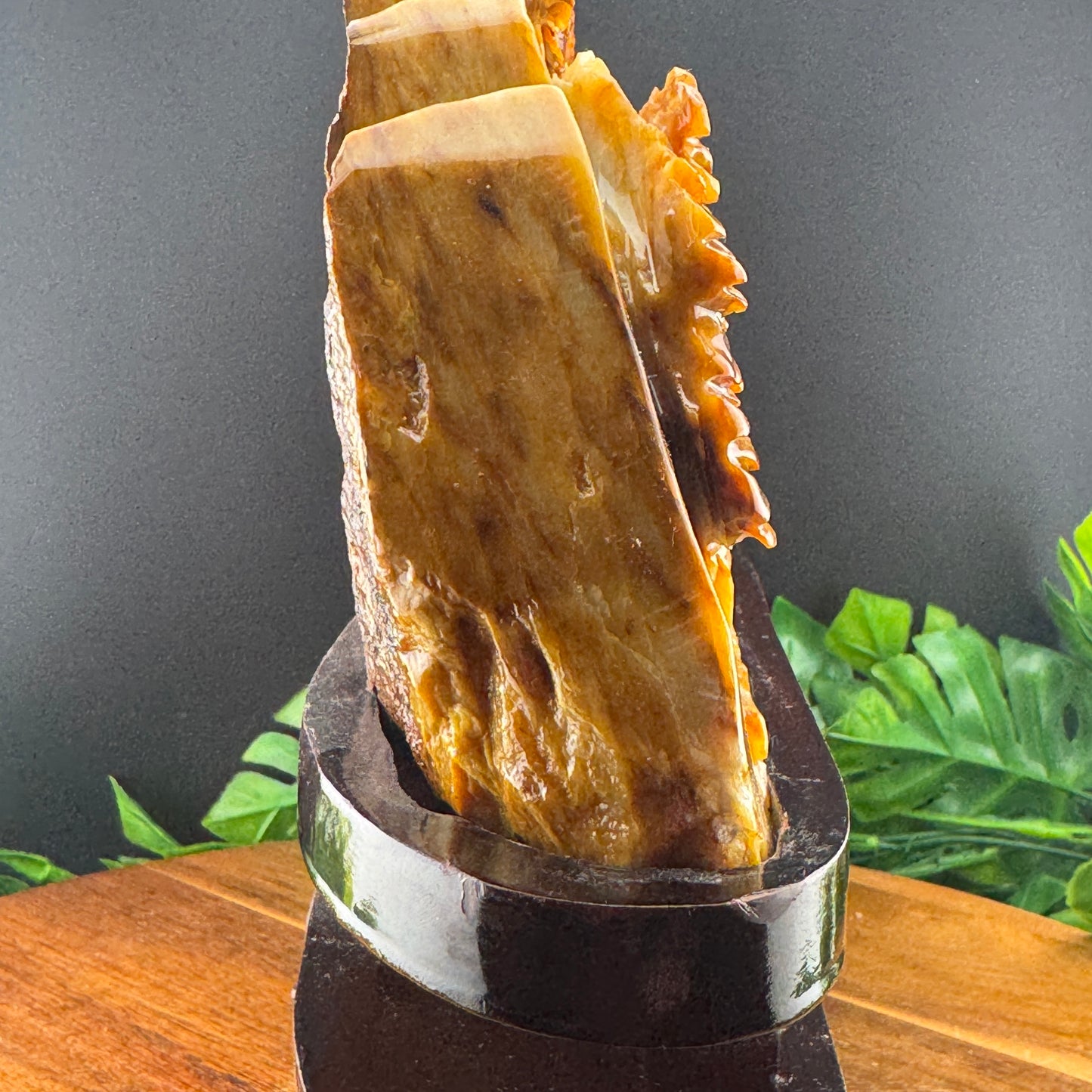 Xui Jade Chinese Mountain Carving