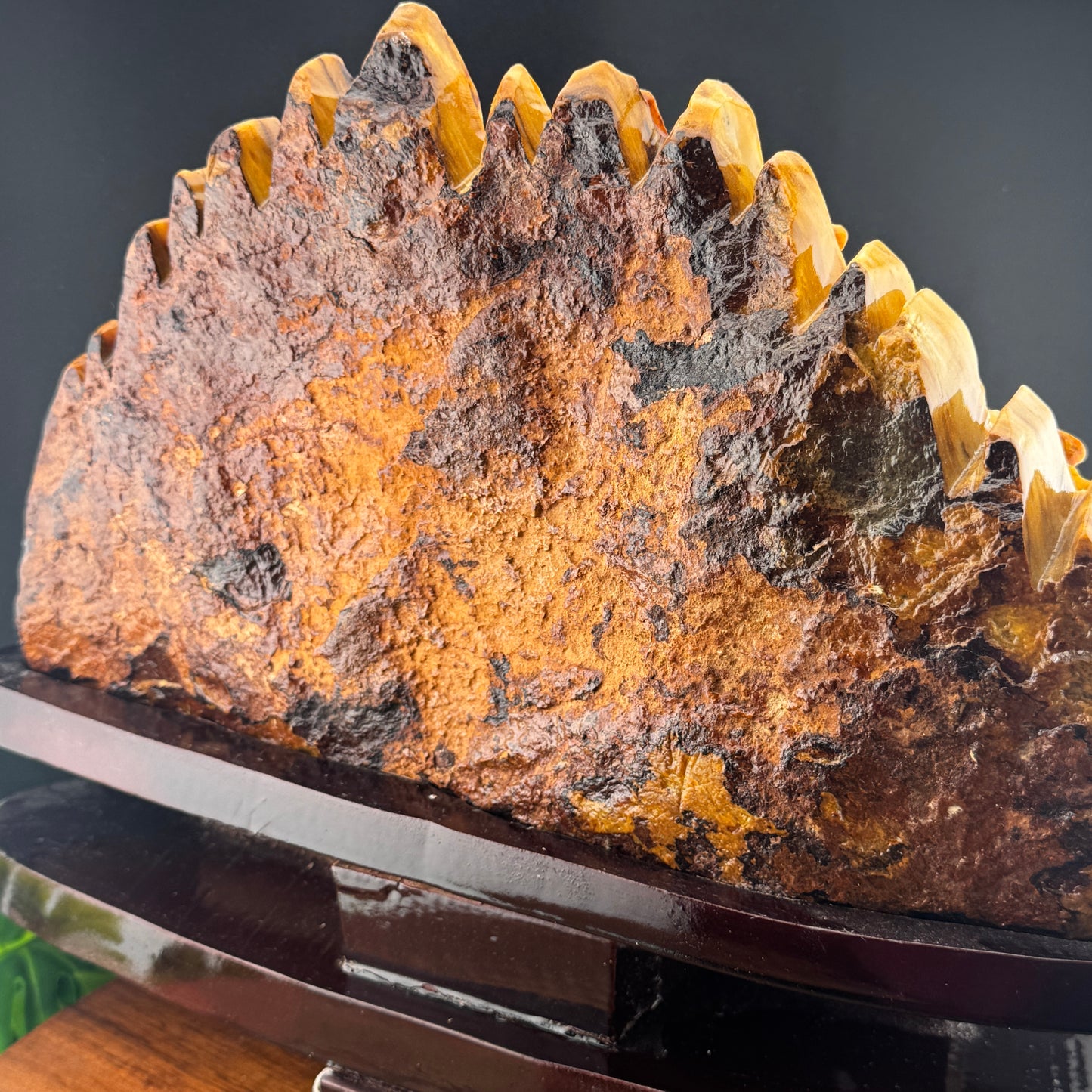 Xui Jade Chinese Mountain Carving