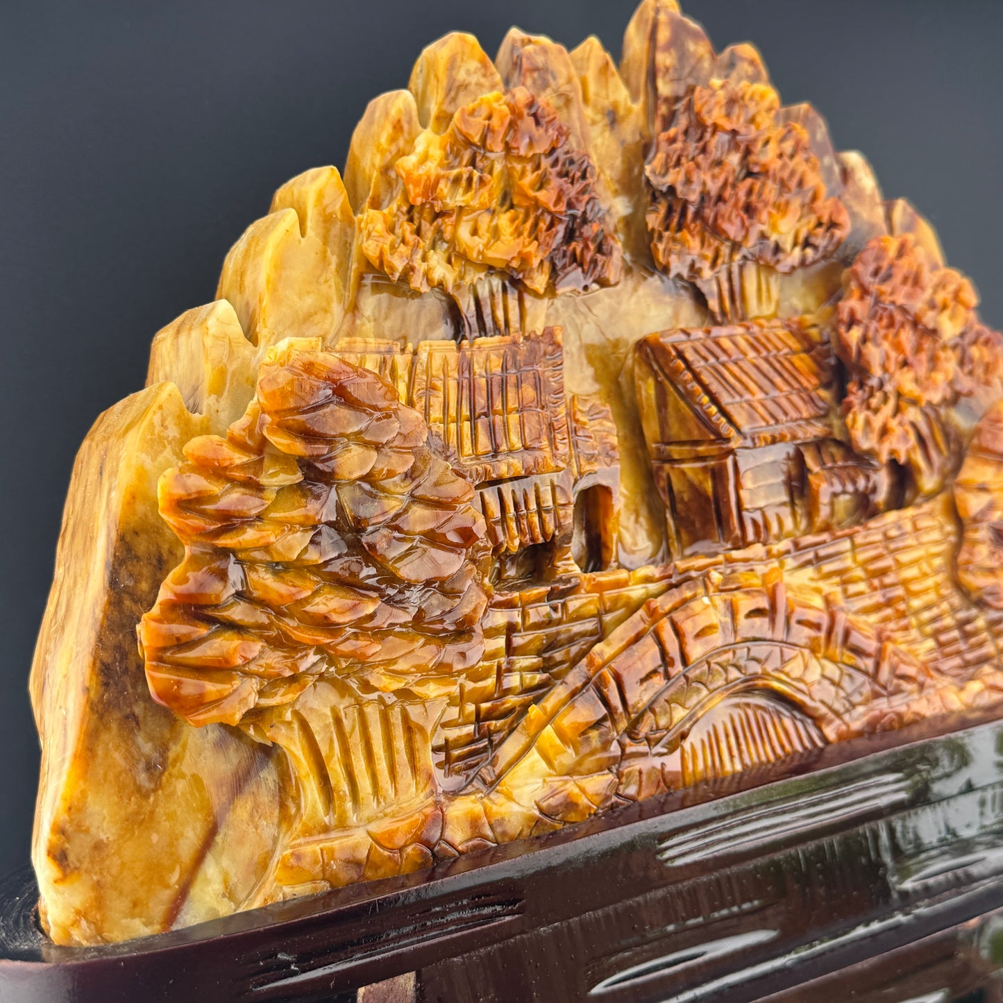Xui Jade Chinese Mountain Carving