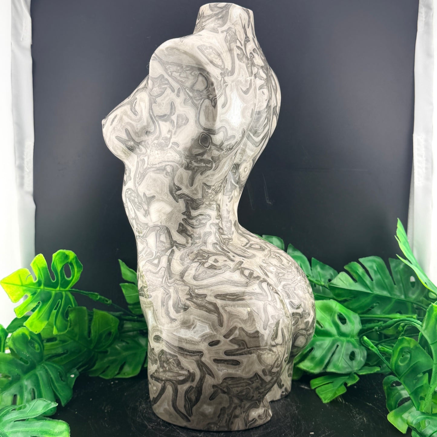 XL White Crazy Lace Agate Goddess Body