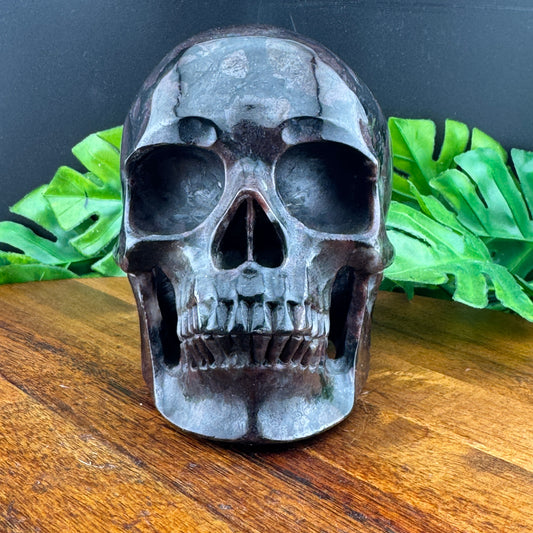 Garnet Skull