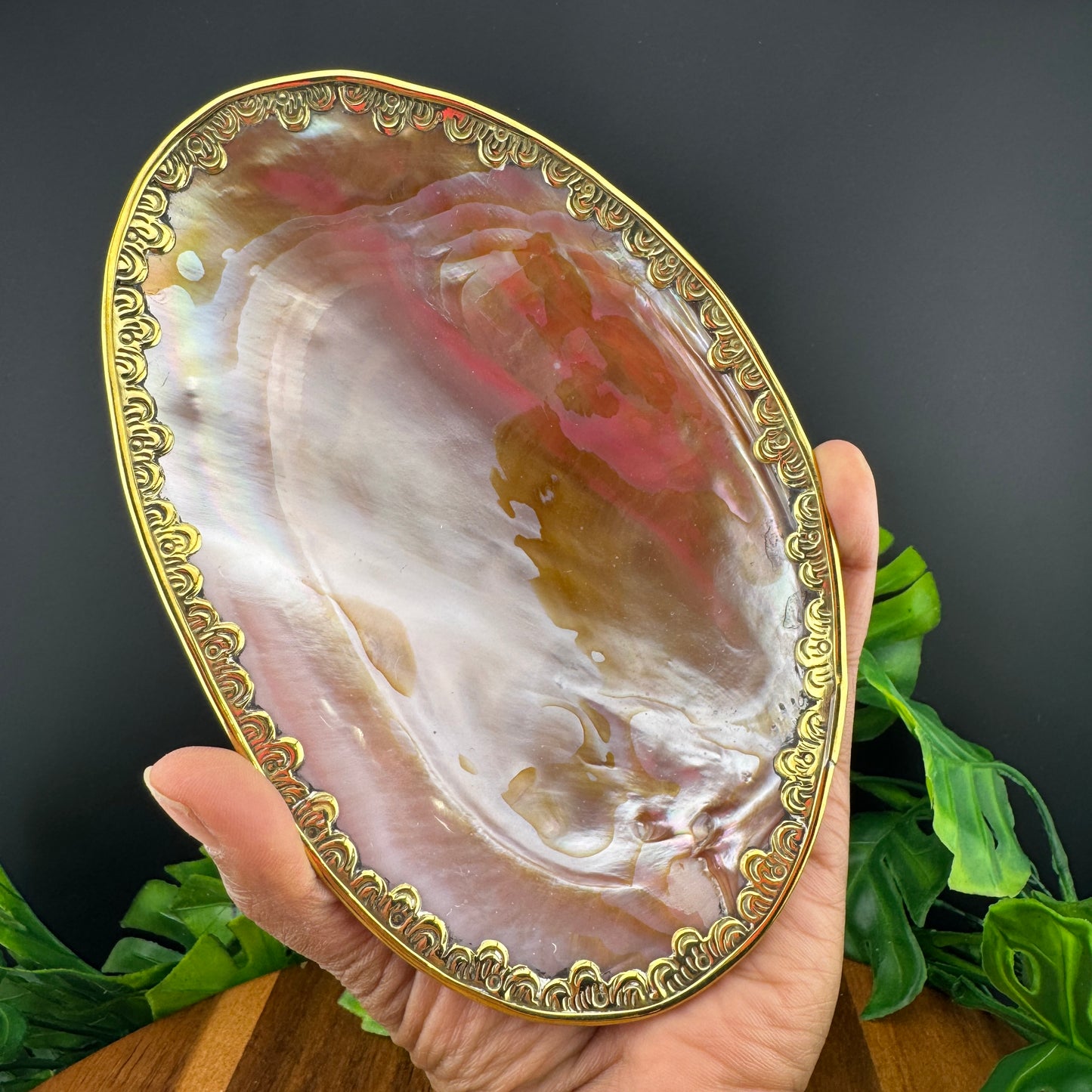 Mother of Pearl & Abalone Shell Ritual Dish