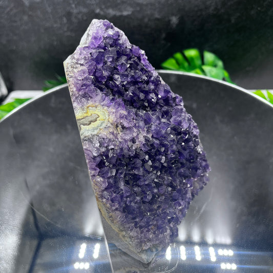 Amethyst Geode Cut  Base