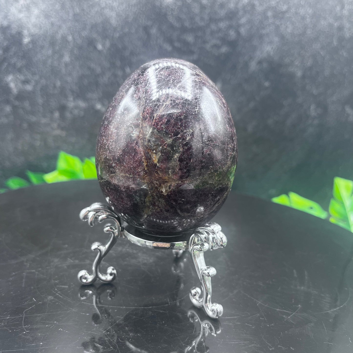 Garnet Egg