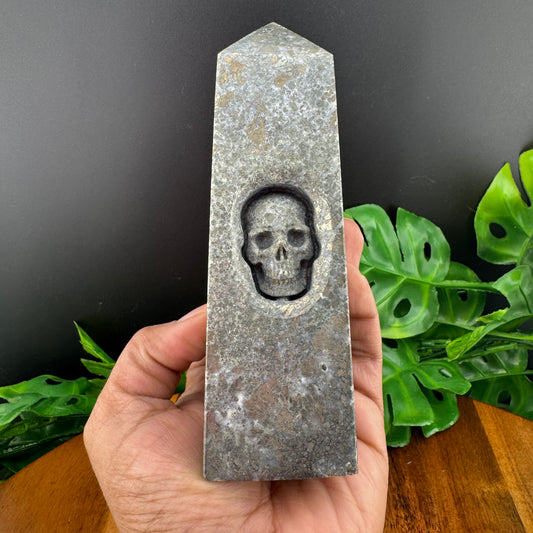 Marcasite in Agate Skull Tower