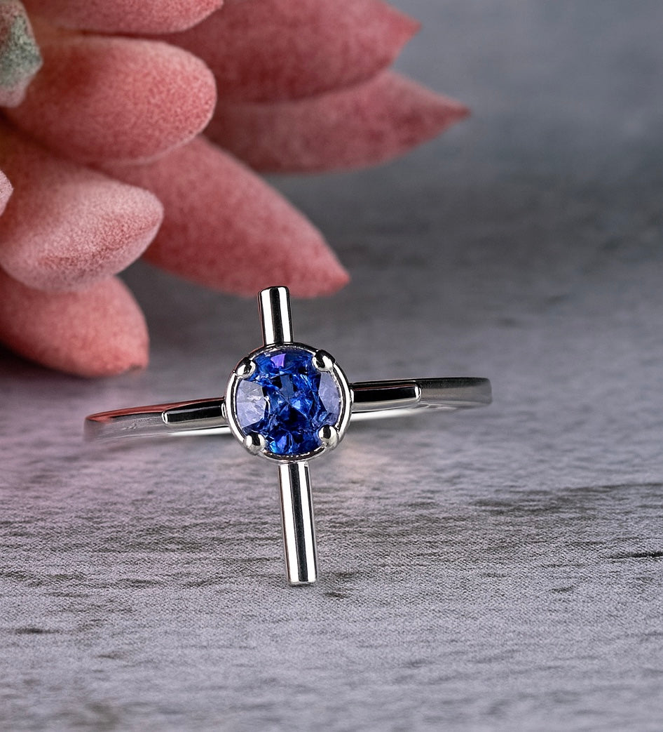 Tanzanite Ring 5mm .925 Silver - Size 8