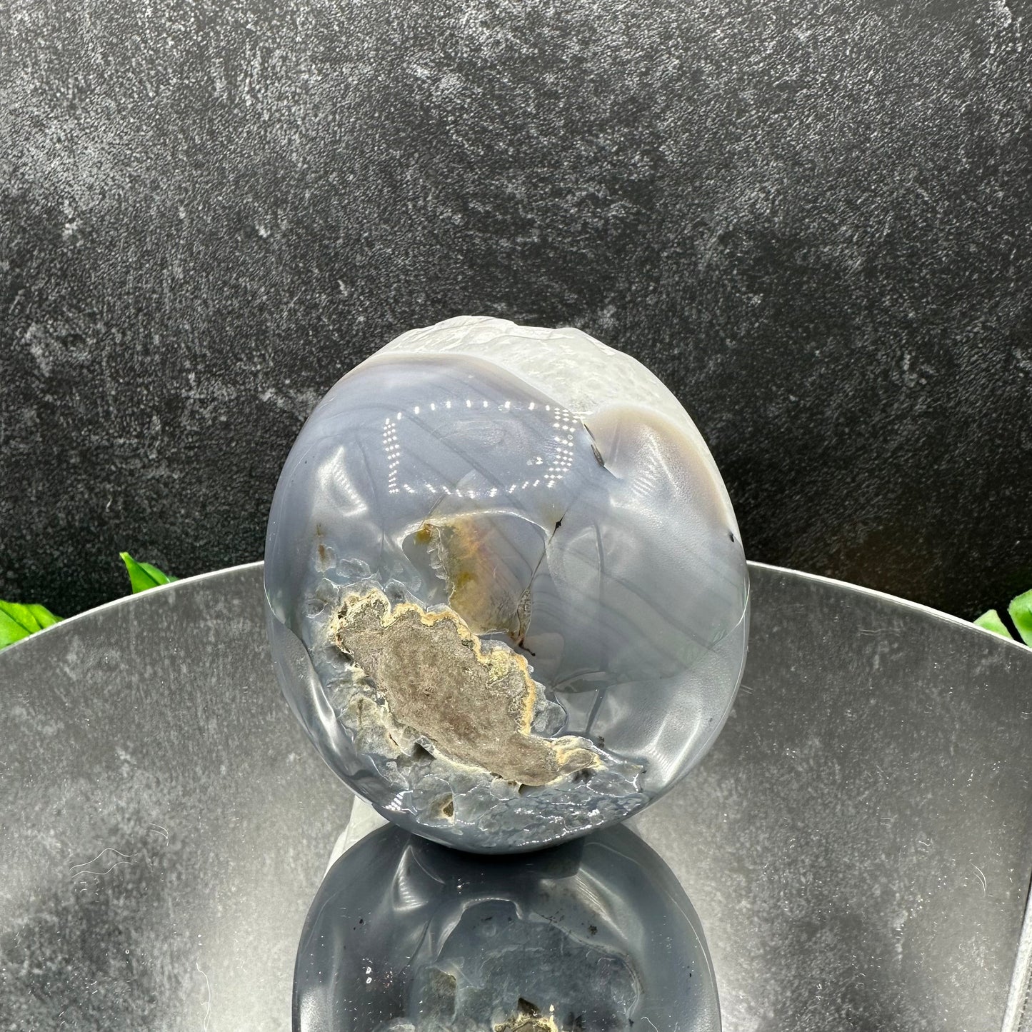 Quartz in Banded Agate Skull