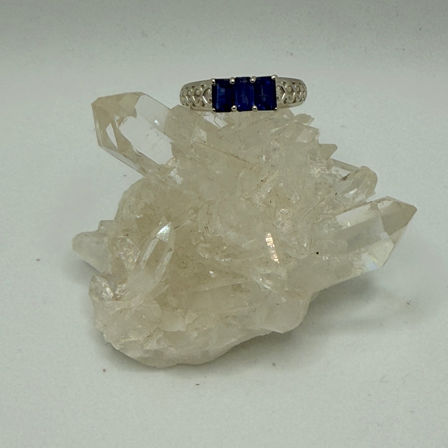 Kyanite Ring 5x3mm size 7