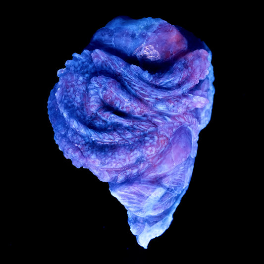 Starborn Hand Carved Fluorescent Hackmanite Dragon 129.5 cts - 1 Piece