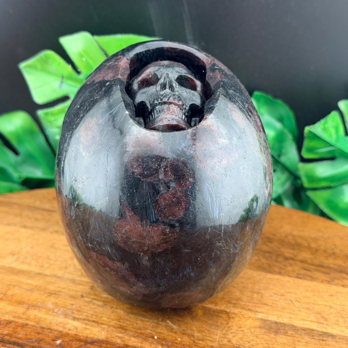 Garnet Skull in Skull