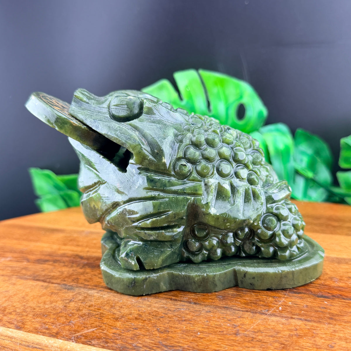 Green Jade Chinese Money Toad