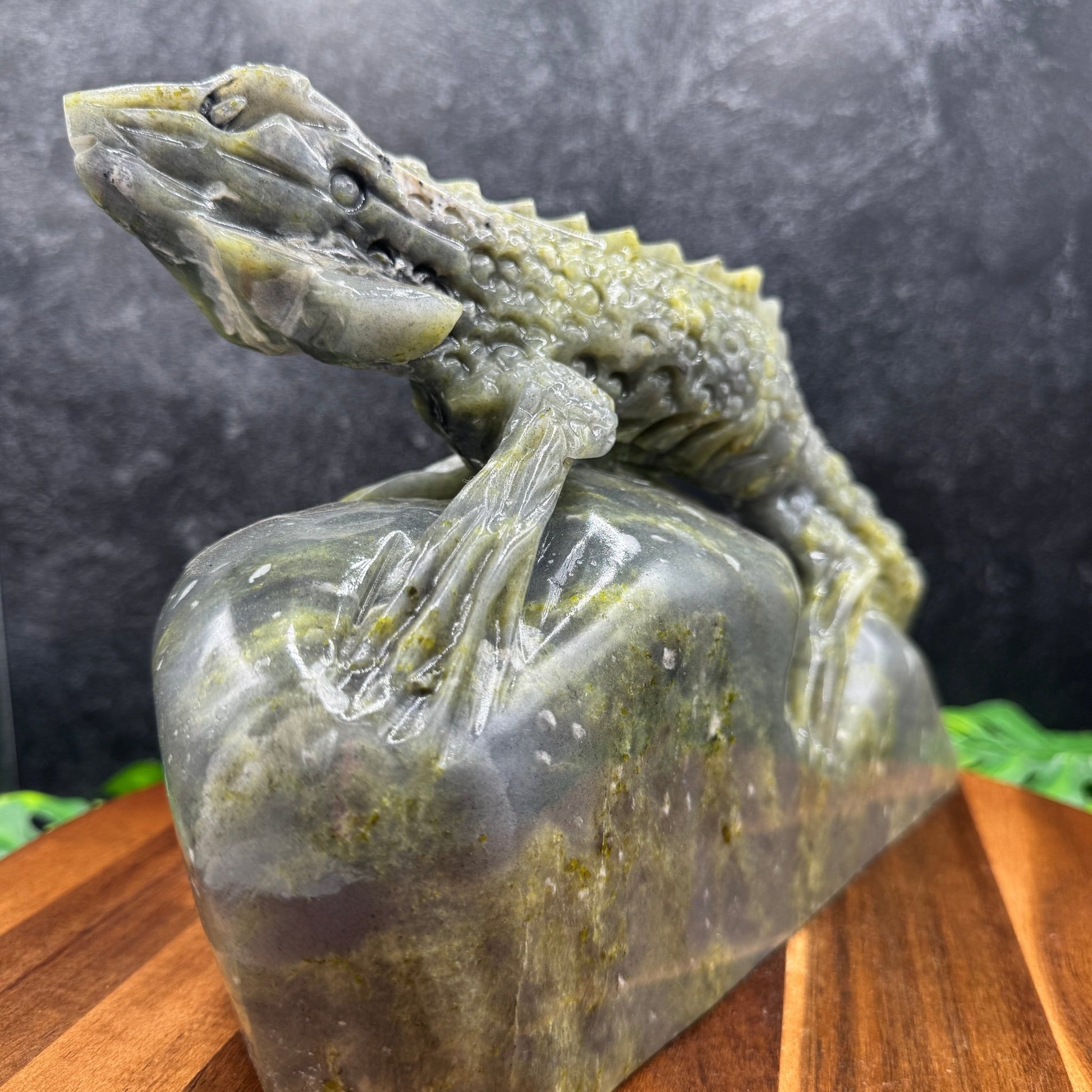 Blue Green Lantian Jade Lizard - Sage & Magic