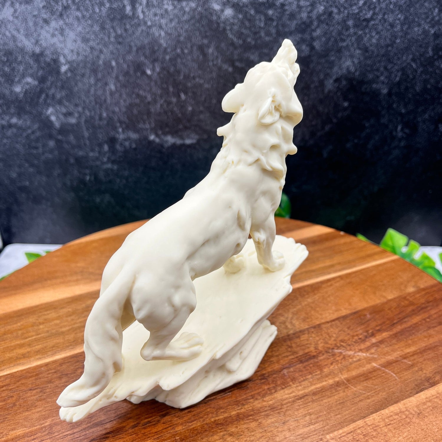 Faux Ivory Howling Wolf - Sage & Magic