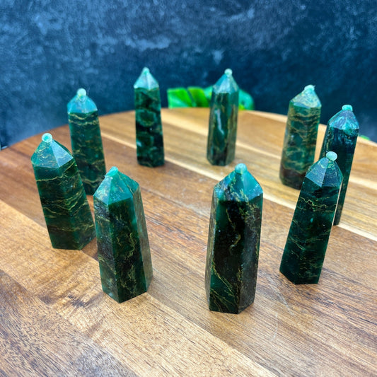 Fuchsite Tower (Skinny) - Sage & Magic