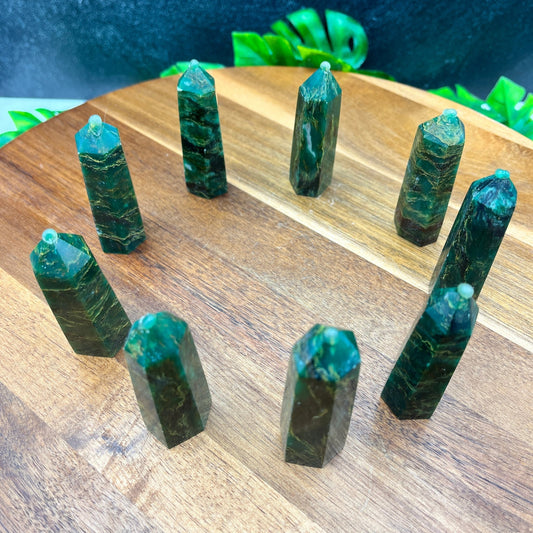 Fuchsite Tower (Skinny) - Sage & Magic