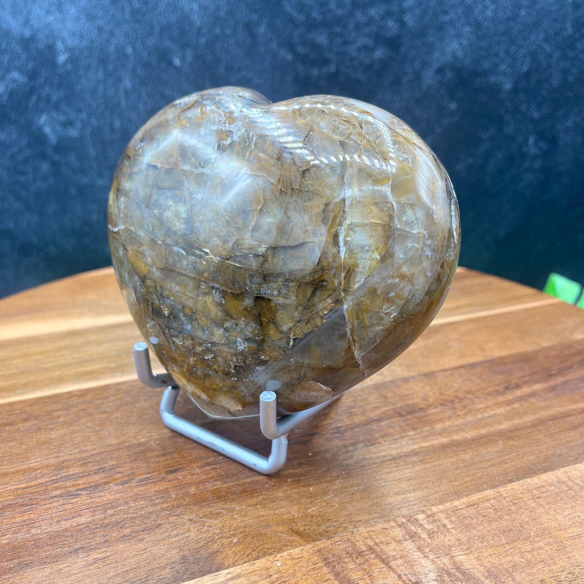 Golden Healer Heart - Sage & Magic