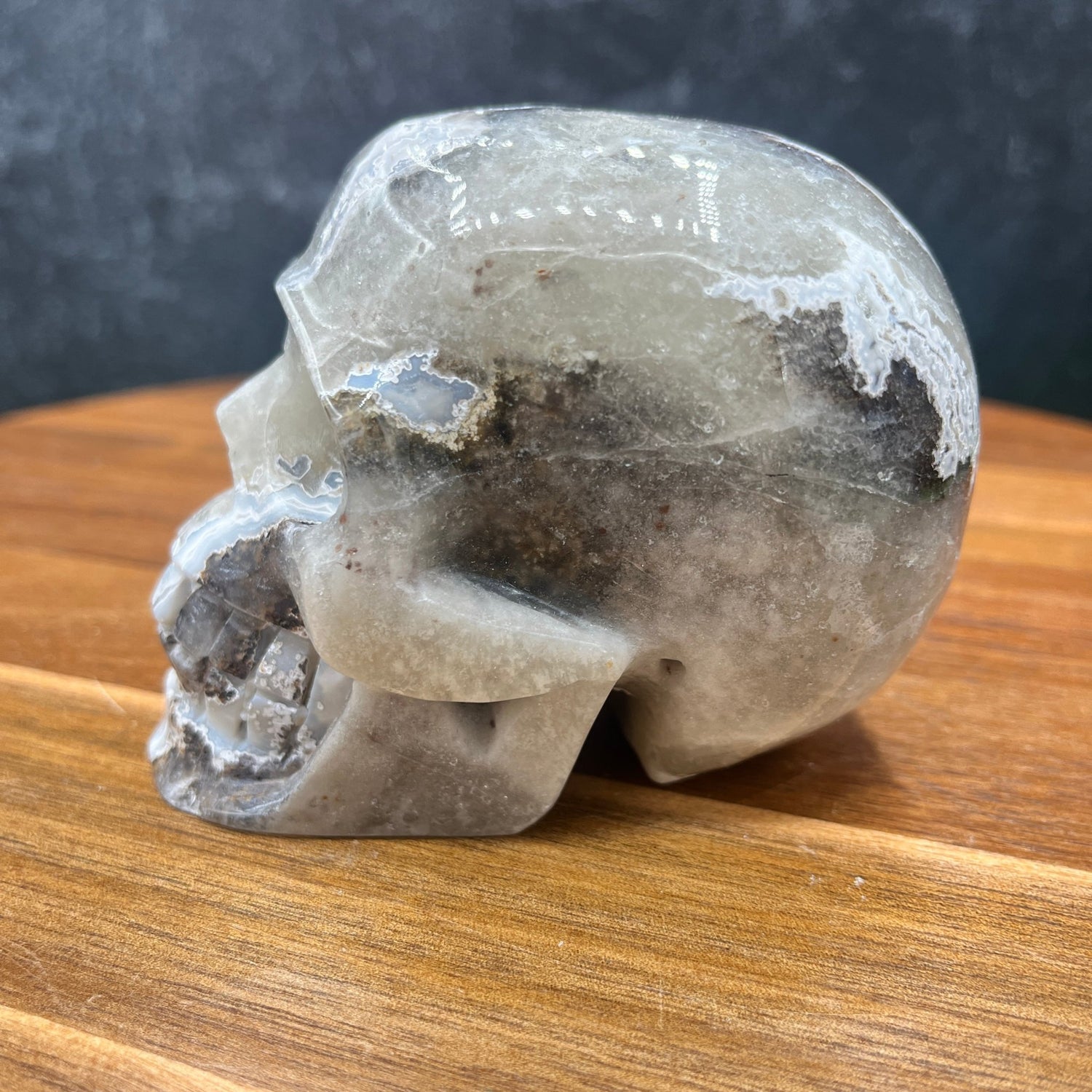 Mexican Agate Skull - Sage & Magic