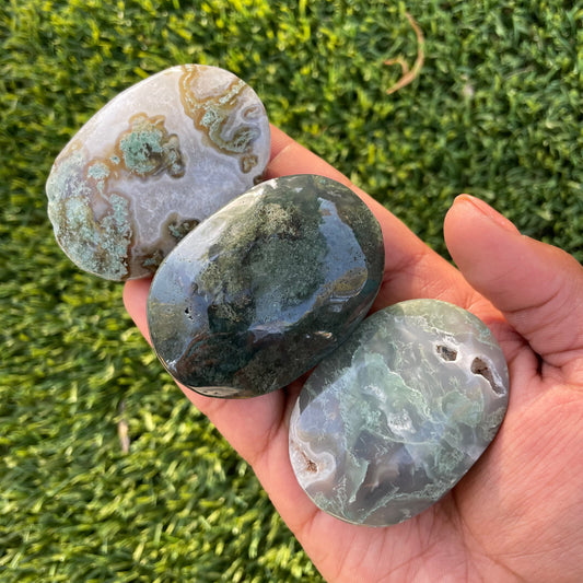Moss Agate Palm Stone
